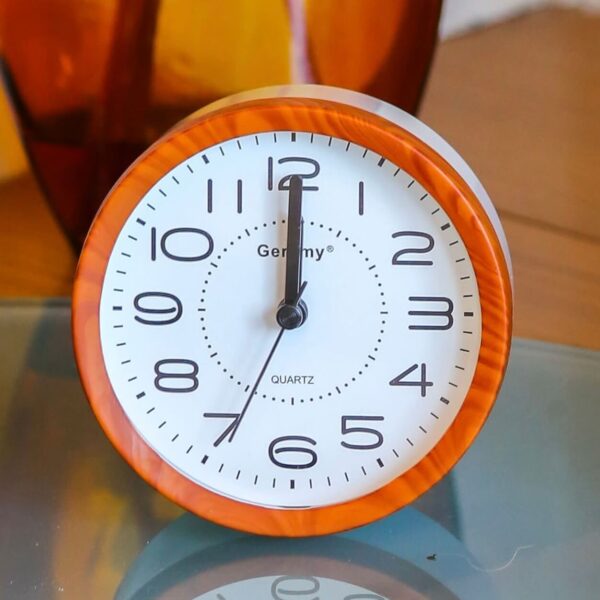 RELOJ DESPERTADOR A PILA GEREMY G1571 3 COLORES